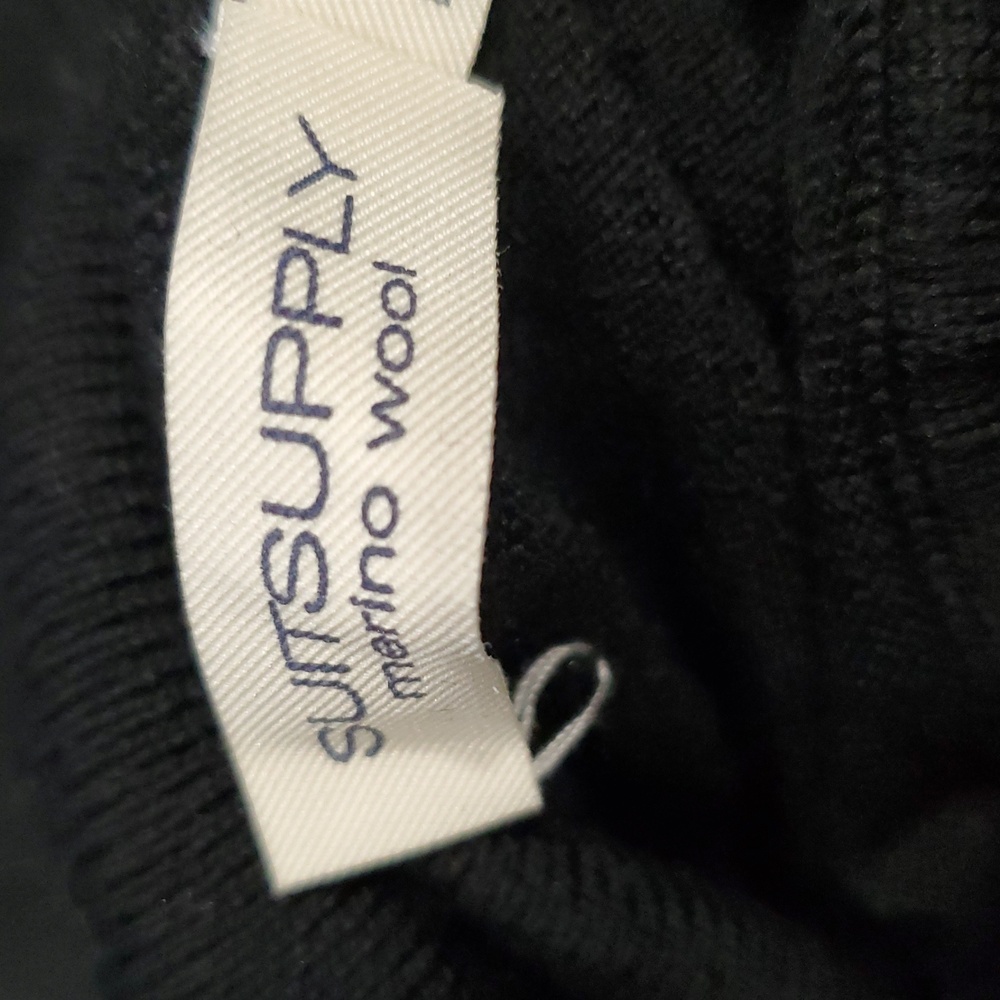 Flawed Suitsupply 100% Merino Wool Classic Black Turtleneck Sweater - Picture 11 of 14